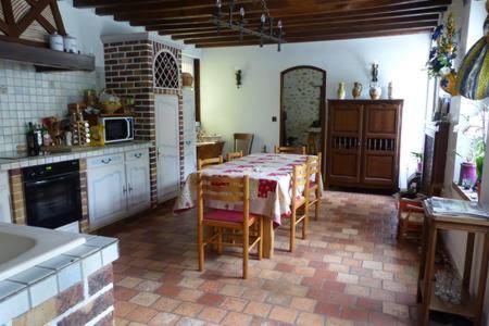 Maison D'Hotes La Source Magny-les-Hameaux Ngoại thất bức ảnh